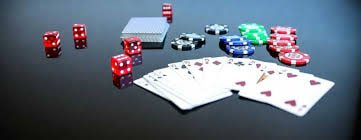 Ilustrasi sportsbook, slot online dan live casino di platform kungfu4d2 dengan akses mobile mudah